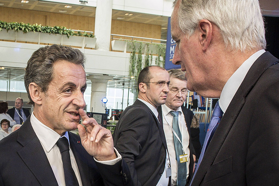 In der Tradition von Sarkozy? Michel Barnier im Gespräch mit Nicolas Sarkozy im Oktober 2015 (Foto: IMAGO)